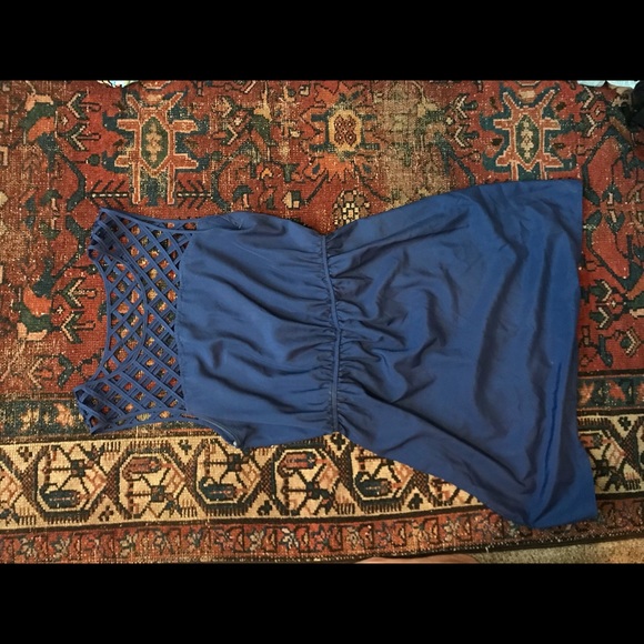 Dress - Picture 1 of 3